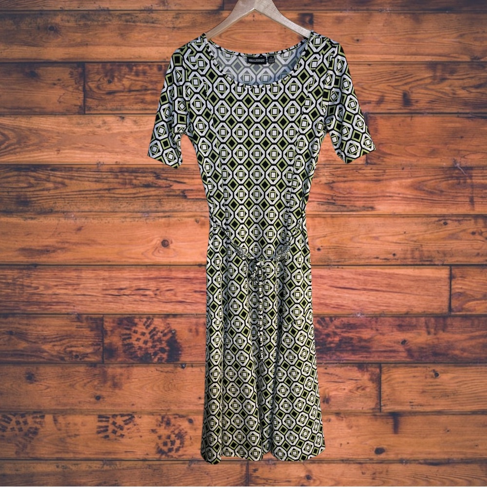 5 for $25🔥Nina Leonard Graphic Geometric Print Lime Green Dress‎ Small